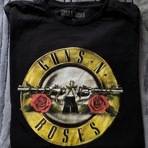 Guns and Roses Graphic T - XL
